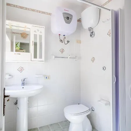 Aria تْشيفالو